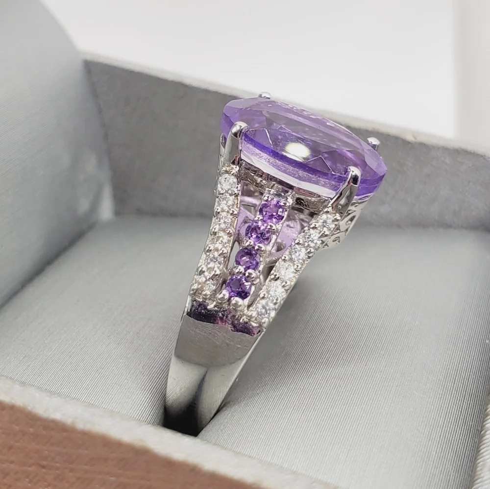 5.8 Carat Oval Lavendar Amethyst & Zircon 925 Sterling Silver Statement …